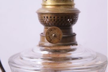 アンティーク雑貨　大正昭和初期　柄入り油壺　レトロな雰囲気満点のオイルランプ(照明)