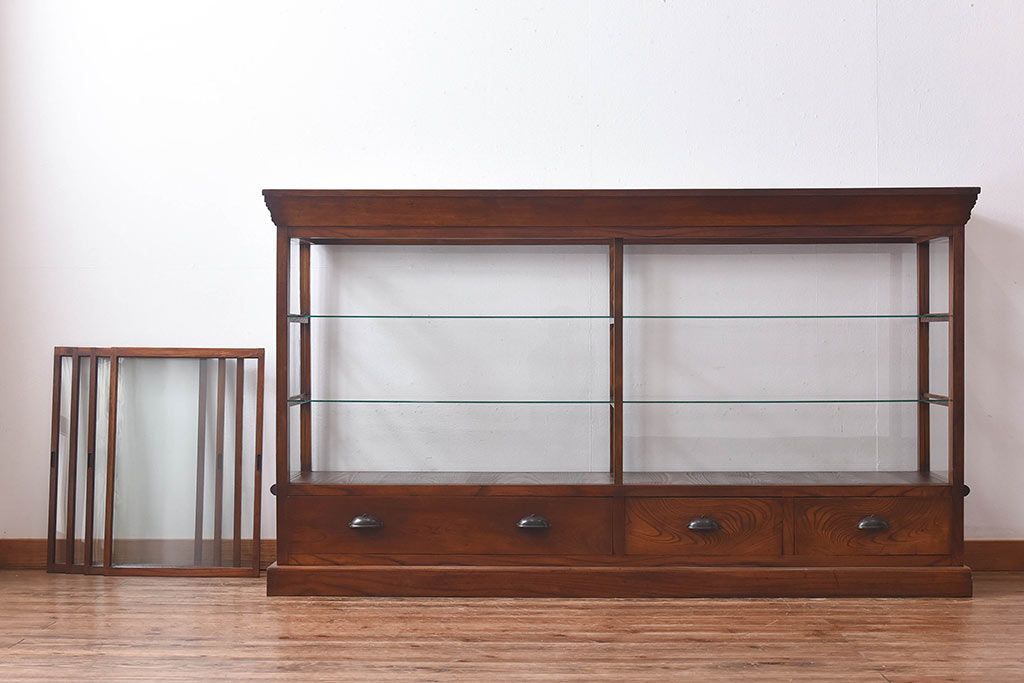 アンティーク家具　最高級レア品　当時物ガラス入り!　総ケヤキ材　特大サイズのガラスケース(ショーケース、陳列棚)
