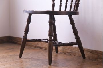 ヴィンテージ家具　飛騨産業　キツツキマーク　上質なデザインのビンテージチェア(椅子)(1)