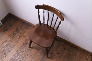 ヴィンテージ家具　飛騨産業　キツツキマーク　上質なデザインのビンテージチェア(椅子)(1)
