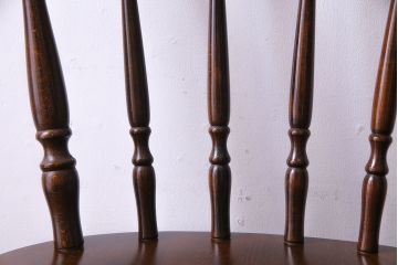 ヴィンテージ家具　飛騨産業　キツツキマーク　上質なデザインのビンテージチェア(椅子)(1)