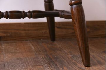 ヴィンテージ家具　飛騨産業　キツツキマーク　上質なデザインのビンテージチェア(椅子)(1)