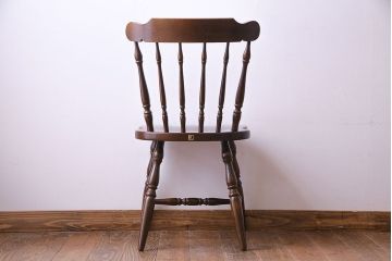 ヴィンテージ家具　飛騨産業　キツツキマーク　上質なデザインのビンテージチェア(椅子)(1)