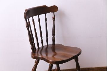 ヴィンテージ家具　飛騨産業　キツツキマーク　上質なデザインのビンテージチェア(椅子)(2)