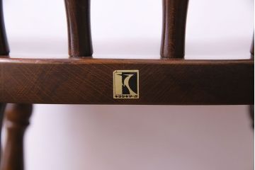 ヴィンテージ家具　飛騨産業　キツツキマーク　上質なデザインのビンテージチェア(椅子)(2)