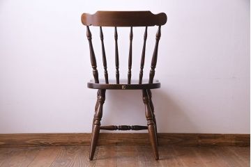 ヴィンテージ家具　飛騨産業　キツツキマーク　上質なデザインのビンテージチェア(椅子)(2)
