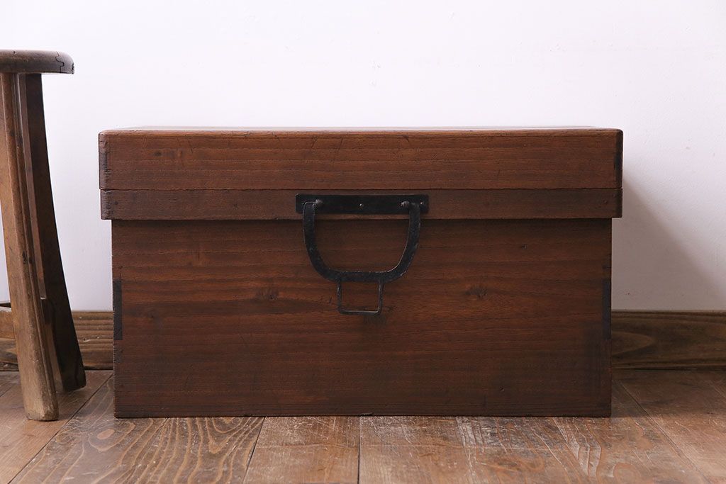 アンティーク雑貨　和製アンティーク　総桐材　渋い風合いが魅力の挟み箱(木箱、収納箱)