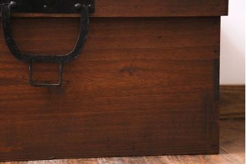 アンティーク雑貨　和製アンティーク　総桐材　渋い風合いが魅力の挟み箱(木箱、収納箱)