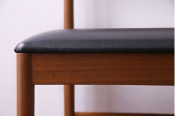 北欧ビンテージ家具　McIntosh(マッキントッシュ)No.9433　シックな北欧スタイルにおすすめのダイニングチェア(ワークチェア、椅子)(1)