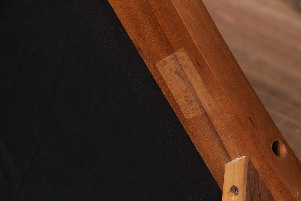 北欧ビンテージ家具　チーク材　背もたれのデザインが美しいダイニングチェア(ワークチェア、椅子)(1)