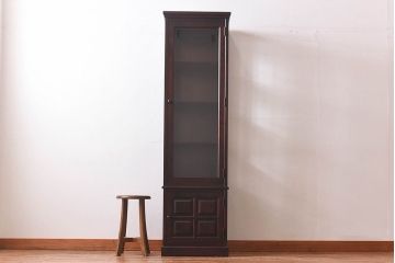 【F様ご成約品】中古美品　北海道民芸家具　#154　三方ガラス飾り棚(ガラスケース、コレクションラック、収納棚)(定価約25万円)