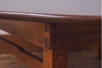 レトロ家具　昭和レトロ　栓材　和テイストの演出にぴったりの丸ちゃぶ台(ローテーブル、センターテーブル、座卓)