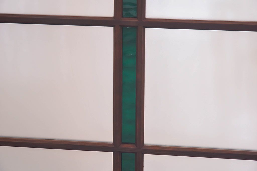 昭和レトロ　色ガラス入り　モダンな雰囲気が魅力のガラス戸2枚セット(窓、引き戸)