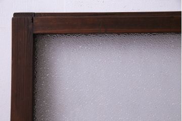 昭和レトロ　ダイヤガラスが懐かしい雰囲気を高めるフィックス窓(FIX、はめ殺し戸、ガラス戸、明り取り)
