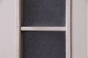 レトロ　シャビーな雰囲気のおしゃれなペイントドア(扉)(1)