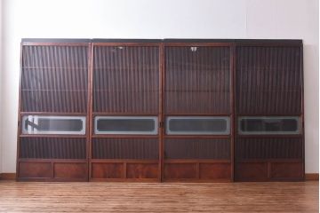 昭和初期　ケヤキ材使用　上質な作りが味わえる万本格子戸(ガラス帯戸、引き戸)4枚セット