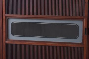 昭和初期　ケヤキ材使用　上質な作りが味わえる万本格子戸(ガラス帯戸、引き戸)4枚セット