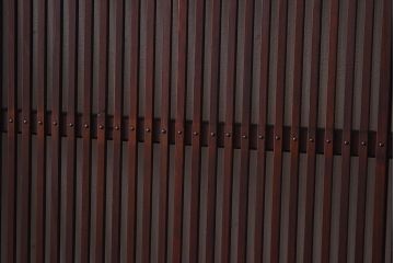 昭和初期　ケヤキ材使用　上質な作りが味わえる万本格子戸(ガラス帯戸、引き戸)4枚セット