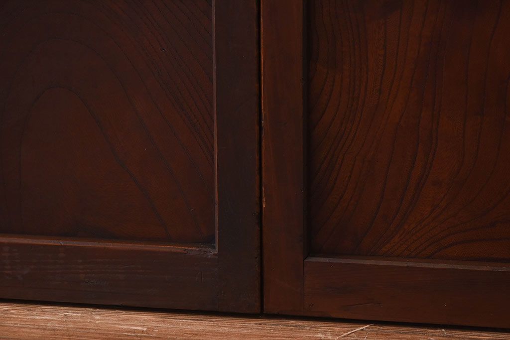 昭和初期　ケヤキ材使用　上質な作りが味わえる万本格子戸(ガラス帯戸、引き戸)4枚セット