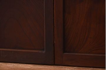 昭和初期　ケヤキ材使用　上質な作りが味わえる万本格子戸(ガラス帯戸、引き戸)4枚セット