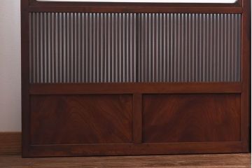 昭和初期　ケヤキ材使用　上質な作りが味わえる万本格子戸(ガラス帯戸、引き戸)4枚セット