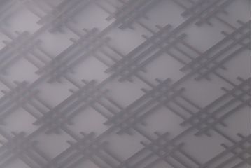 幾何学的なデザインが魅力の割菱組子欄間(ガラス欄間、はめ殺し戸)(2)