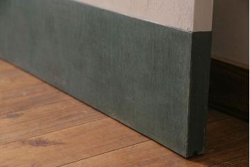ペイント家具　ダイヤガラス入り　レトロなバイカラーペイントの引き戸(ドア、板戸、建具)