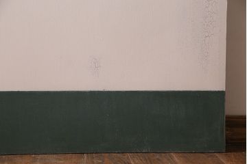ペイント家具　ダイヤガラス入り　レトロなバイカラーペイントの引き戸(ドア、板戸、建具)