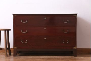 アンティーク家具　昭和初期　美しい漆塗りが魅力的な時代箪笥ローチェスト(ローボード、リビングボード、引き出し)