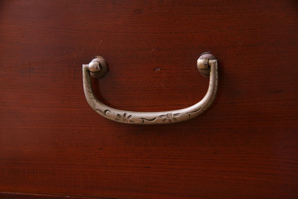 アンティーク家具　昭和初期　美しい漆塗りが魅力的な時代箪笥ローチェスト(ローボード、リビングボード、引き出し)