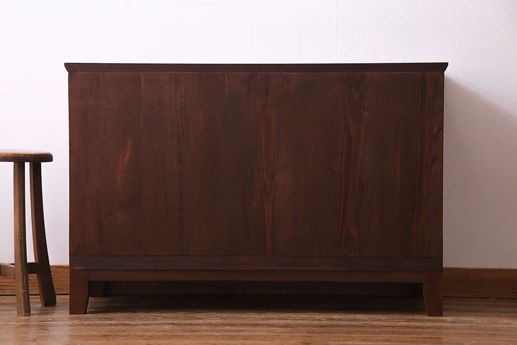 アンティーク家具　昭和初期　美しい漆塗りが魅力的な時代箪笥ローチェスト(ローボード、リビングボード、引き出し)