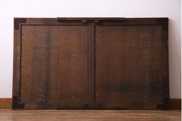 アンティーク家具　イギリス製　脚のデザインが上品なエクステンションテーブル(ダイニングテーブル、ドローリーフテーブル)