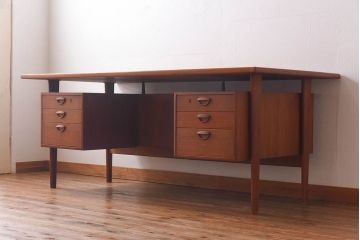 ヴィンテージ家具　北欧ビンテージ　Kai Kristiansen(カイ クリスチャンセン)　両面収納!　温もり溢れるチーク材製パートナーデスク(ワークデスク、在宅ワーク、在宅用、オフィスデスク、両袖机)
