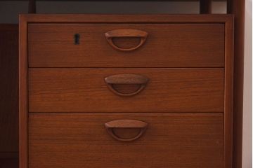 ヴィンテージ家具　北欧ビンテージ　Kai Kristiansen(カイ クリスチャンセン)　両面収納!　温もり溢れるチーク材製パートナーデスク(ワークデスク、在宅ワーク、在宅用、オフィスデスク、両袖机)