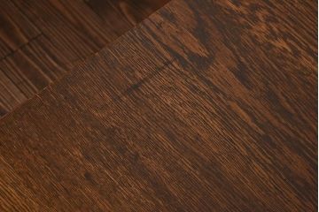 アンティーク家具　昭和中期　ナラ材製　重厚な佇まいが存在感を放つ大振りなデスク(ワークデスク、在宅ワーク、在宅用、両袖机)