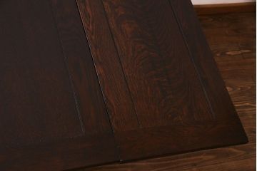 アンティーク家具　イギリスアンティーク　太めのツイストレッグが存在感を放つエクステンションテーブル(ダイニングテーブル、ドローリーフテーブル)