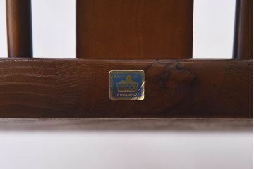 ヴィンテージ家具　イギリスビンテージ　ERCOL(アーコール)　エレガントなクッション付きロッキングチェア(揺り椅子、イス)