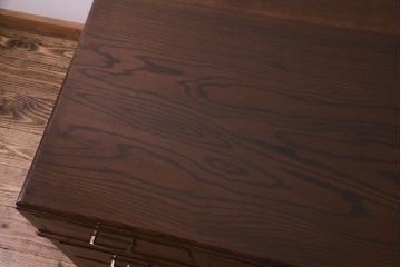 昭和中期　美品!ナラ材　風格のある佇まいの組み立て式両袖机(ワークデスク、在宅ワーク、在宅用、作業台)