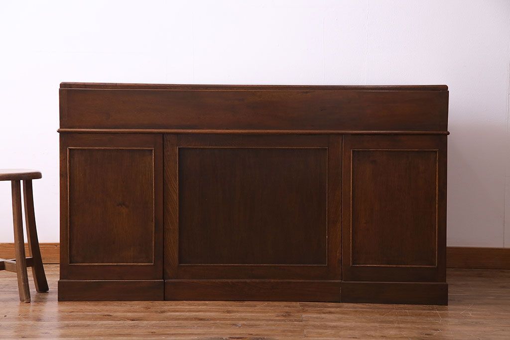 昭和中期　美品!ナラ材　風格のある佇まいの組み立て式両袖机(ワークデスク、在宅ワーク、在宅用、作業台)