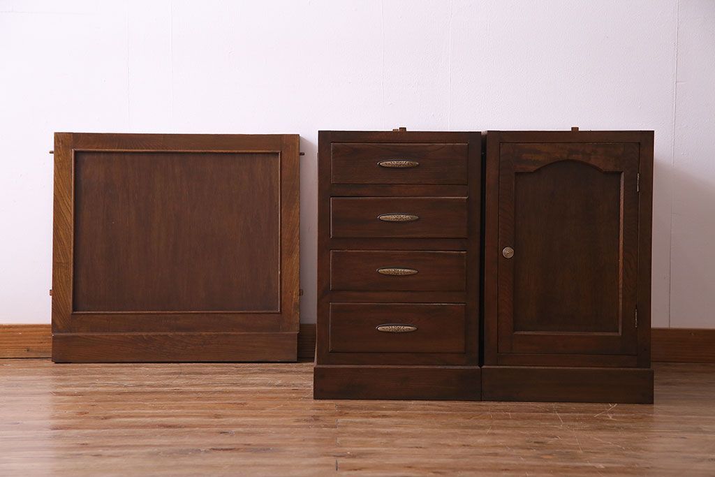 昭和中期　美品!ナラ材　風格のある佇まいの組み立て式両袖机(ワークデスク、在宅ワーク、在宅用、作業台)