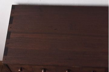 レトロ家具　レトロ　総桐材製　均等に整列した引き出しが印象的な薬箪笥(引き出し、桐箪笥、桐たんす)