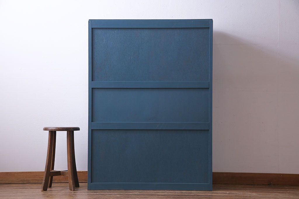 ペイント家具　モールガラス入り!作業台付きで使いやすい食器棚(戸棚、サイドボード、キッチンボード)