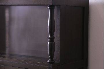 レトロ家具　昭和期　レトロで上品な雰囲気が漂う大型キャビネット(本箱、本棚、収納棚)