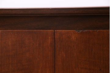 北欧ビンテージ家具　希少品!　バイカラーがおしゃれな特大サイズのサイドボード(リビングボード、キャビネット)