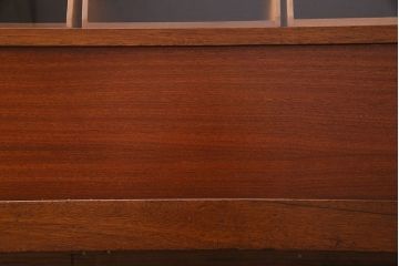 イギリスビンテージ　美品　チーク材　おしゃれで収納力も充実したシャツケース(ガラスケース、ショーケース)
