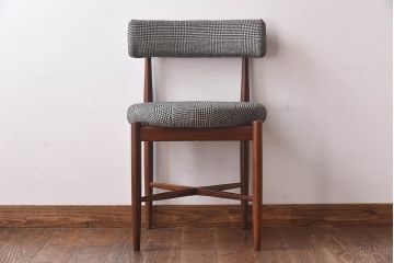 ヴィンテージ家具　北欧ビンテージ　G-PLAN(ジープラン)　Fresco(フレスコ)　グレンチェックのサーキュラーチェア(ダイニングチェア、椅子)(2)