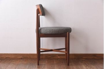 ヴィンテージ家具　北欧ビンテージ　G-PLAN(ジープラン)　Fresco(フレスコ)　グレンチェックのサーキュラーチェア(ダイニングチェア、椅子)(2)