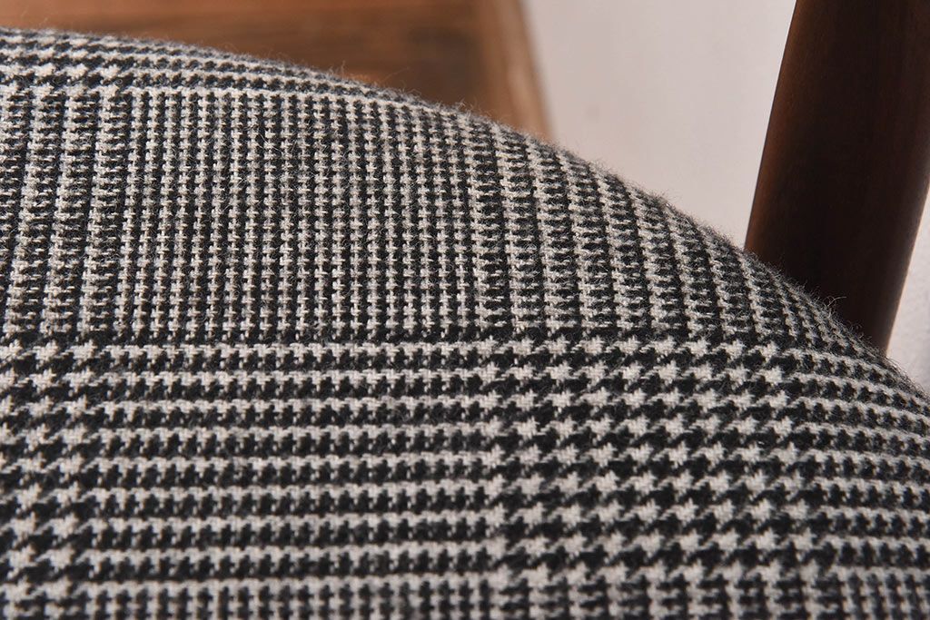 ヴィンテージ家具　北欧ビンテージ　G-PLAN(ジープラン)　Fresco(フレスコ)　グレンチェックのサーキュラーチェア(ダイニングチェア、椅子)(2)