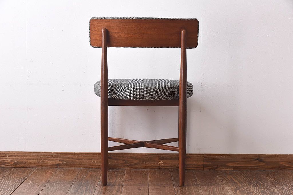 ヴィンテージ家具　北欧ビンテージ　G-PLAN(ジープラン)　Fresco(フレスコ)　グレンチェックのサーキュラーチェア(ダイニングチェア、椅子)(2)