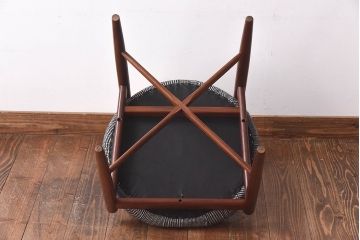 ヴィンテージ家具　北欧ビンテージ　G-PLAN(ジープラン)　Fresco(フレスコ)　グレンチェックのサーキュラーチェア(ダイニングチェア、椅子)(2)